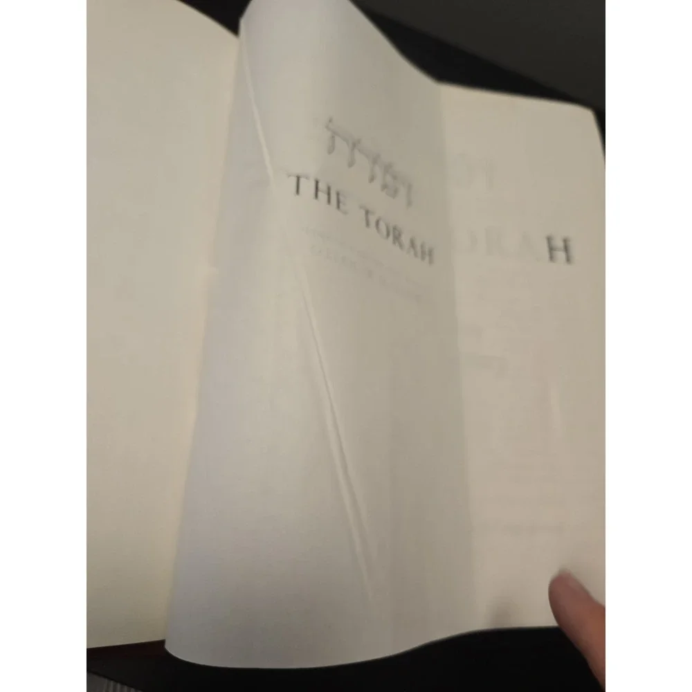 The Torah: A Modern Commentary Gunther Plaut English and Hebrew Edition 1981